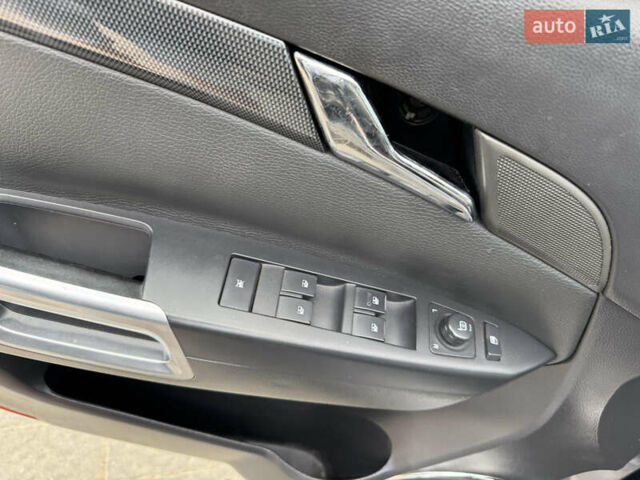 Сірий Опель Антара, об'ємом двигуна 2 л та пробігом 385 тис. км за 8000 $, фото 6 на Automoto.ua