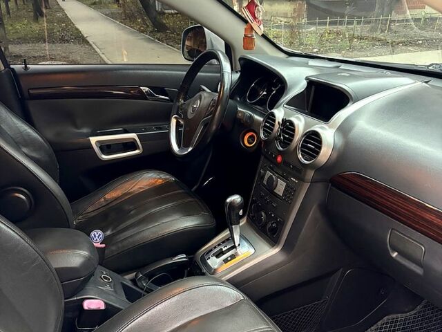 Сірий Опель Антара, об'ємом двигуна 2 л та пробігом 325 тис. км за 7800 $, фото 9 на Automoto.ua