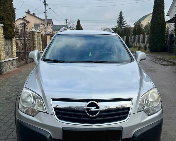 Серый Опель Антара, объемом двигателя 2 л и пробегом 258 тыс. км за 8300 $, фото 6 на Automoto.ua
