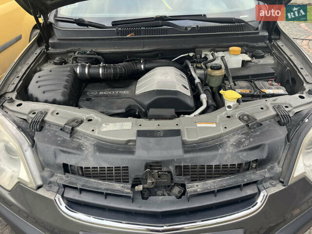 Сірий Опель Антара, об'ємом двигуна 1.99 л та пробігом 370 тис. км за 7500 $, фото 13 на Automoto.ua