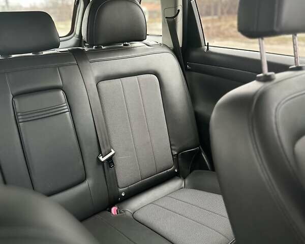 Серый Опель Антара, объемом двигателя 1.99 л и пробегом 290 тыс. км за 5700 $, фото 7 на Automoto.ua