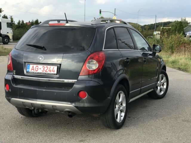 Сірий Опель Антара, об'ємом двигуна 2 л та пробігом 299 тис. км за 2999 $, фото 5 на Automoto.ua