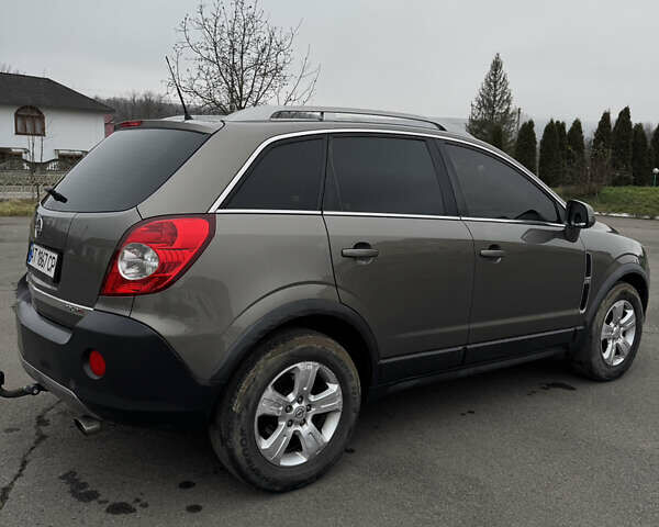 Серый Опель Антара, объемом двигателя 1.99 л и пробегом 207 тыс. км за 7700 $, фото 6 на Automoto.ua