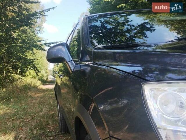 Серый Опель Антара, объемом двигателя 2 л и пробегом 213 тыс. км за 4700 $, фото 9 на Automoto.ua