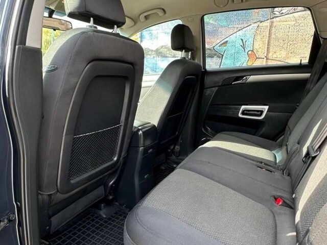 Серый Опель Антара, объемом двигателя 2 л и пробегом 273 тыс. км за 8900 $, фото 19 на Automoto.ua