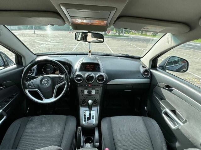 Серый Опель Антара, объемом двигателя 2 л и пробегом 273 тыс. км за 8900 $, фото 11 на Automoto.ua