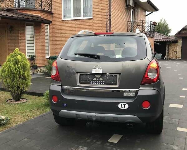 Сірий Опель Антара, об'ємом двигуна 2 л та пробігом 300 тис. км за 4500 $, фото 12 на Automoto.ua