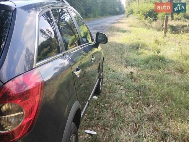 Серый Опель Антара, объемом двигателя 2 л и пробегом 213 тыс. км за 4700 $, фото 3 на Automoto.ua