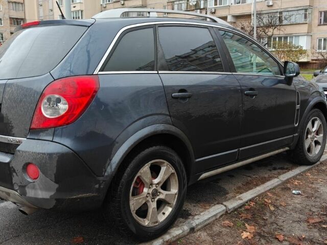 Серый Опель Антара, объемом двигателя 2 л и пробегом 270 тыс. км за 4000 $, фото 3 на Automoto.ua