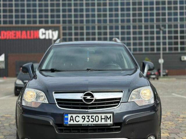 Серый Опель Антара, объемом двигателя 2 л и пробегом 273 тыс. км за 8900 $, фото 1 на Automoto.ua