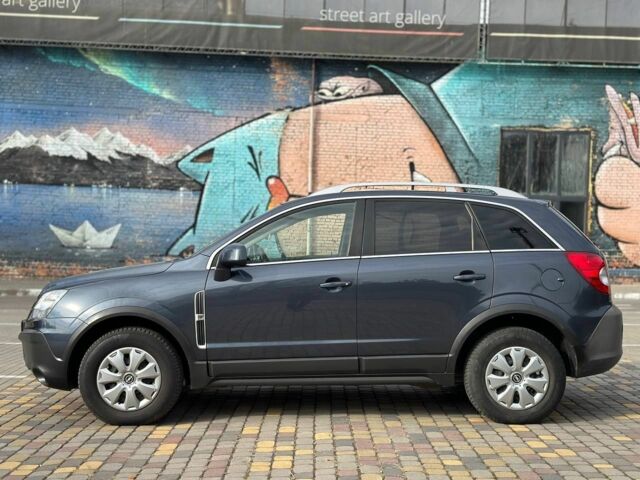 Серый Опель Антара, объемом двигателя 2 л и пробегом 273 тыс. км за 8900 $, фото 8 на Automoto.ua