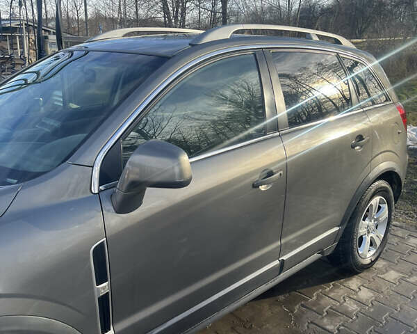 Серый Опель Антара, объемом двигателя 1.99 л и пробегом 218 тыс. км за 8600 $, фото 6 на Automoto.ua