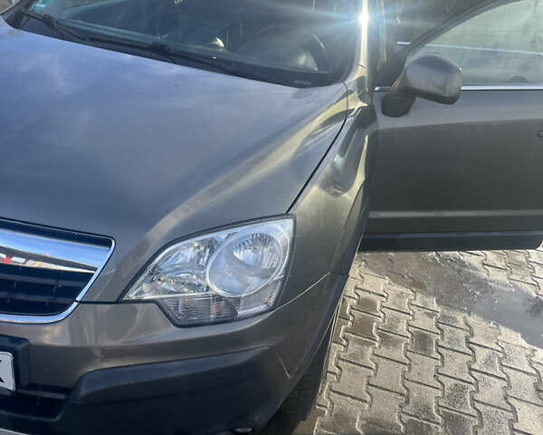 Серый Опель Антара, объемом двигателя 1.99 л и пробегом 218 тыс. км за 8600 $, фото 31 на Automoto.ua