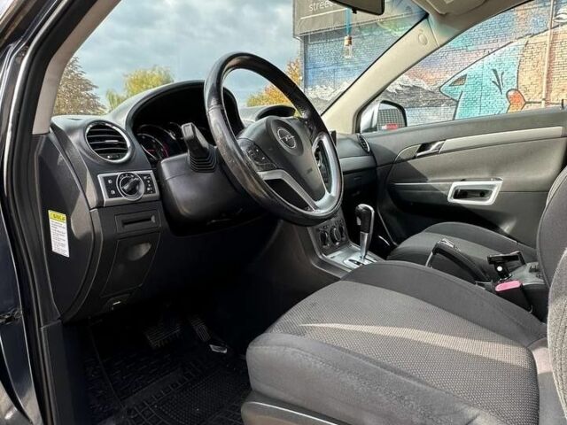 Серый Опель Антара, объемом двигателя 2 л и пробегом 273 тыс. км за 8900 $, фото 16 на Automoto.ua