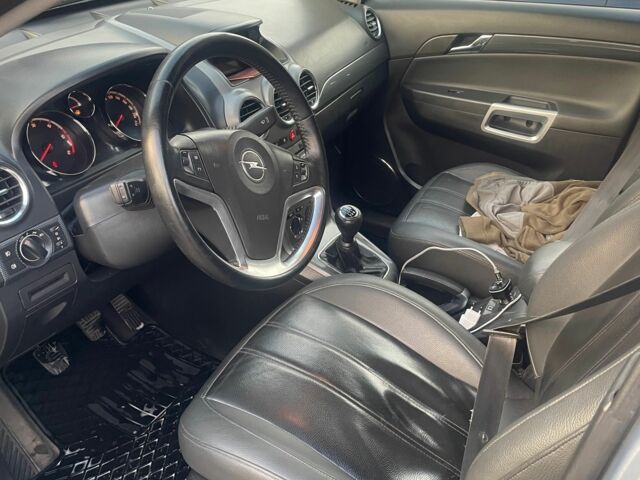 Серый Опель Антара, объемом двигателя 2 л и пробегом 338 тыс. км за 5600 $, фото 5 на Automoto.ua