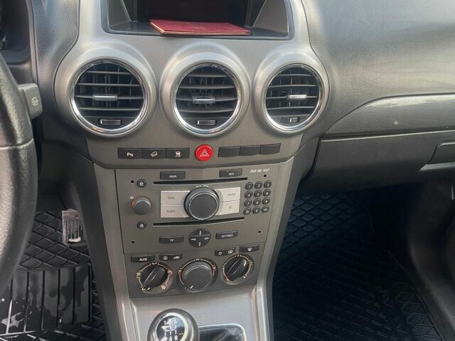 Серый Опель Антара, объемом двигателя 2 л и пробегом 338 тыс. км за 5600 $, фото 7 на Automoto.ua