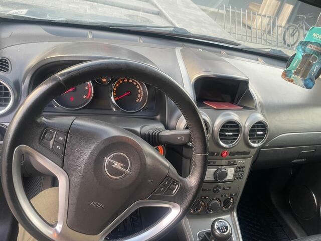 Серый Опель Антара, объемом двигателя 2 л и пробегом 338 тыс. км за 5600 $, фото 6 на Automoto.ua