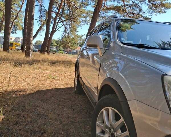 Сірий Опель Антара, об'ємом двигуна 1.99 л та пробігом 311 тис. км за 9500 $, фото 33 на Automoto.ua