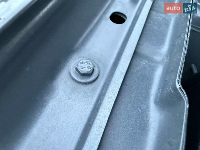 Серый Опель Антара, объемом двигателя 2.2 л и пробегом 198 тыс. км за 8750 $, фото 107 на Automoto.ua