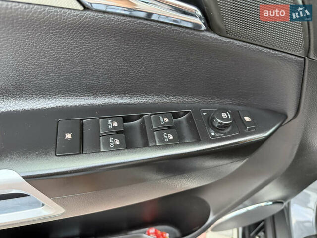 Серый Опель Антара, объемом двигателя 2.2 л и пробегом 198 тыс. км за 8750 $, фото 64 на Automoto.ua