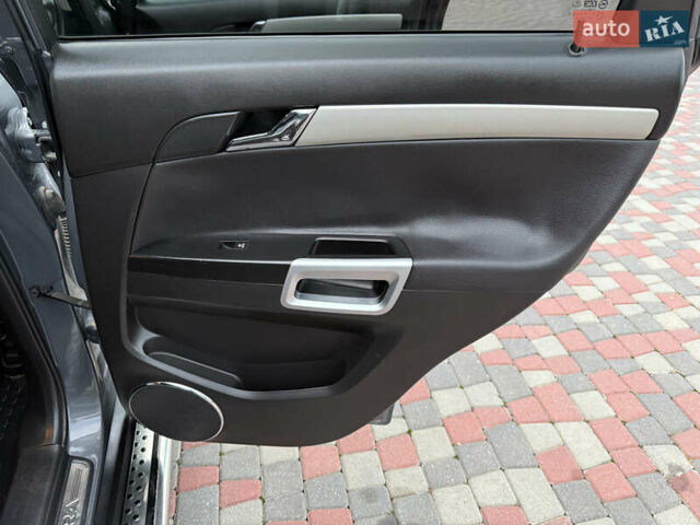 Серый Опель Антара, объемом двигателя 2.2 л и пробегом 198 тыс. км за 8750 $, фото 89 на Automoto.ua