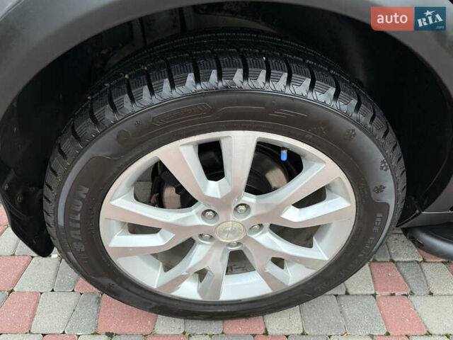 Серый Опель Антара, объемом двигателя 2.2 л и пробегом 198 тыс. км за 8750 $, фото 43 на Automoto.ua