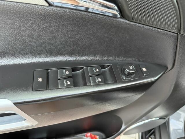 Серый Опель Антара, объемом двигателя 2.2 л и пробегом 198 тыс. км за 9000 $, фото 9 на Automoto.ua