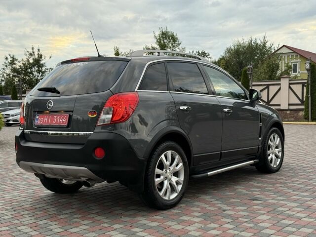 Серый Опель Антара, объемом двигателя 2.2 л и пробегом 198 тыс. км за 9000 $, фото 3 на Automoto.ua