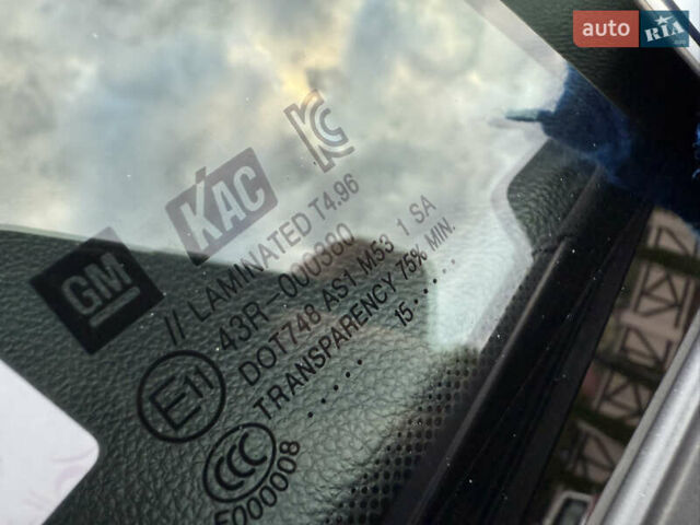 Серый Опель Антара, объемом двигателя 2.2 л и пробегом 198 тыс. км за 8750 $, фото 31 на Automoto.ua