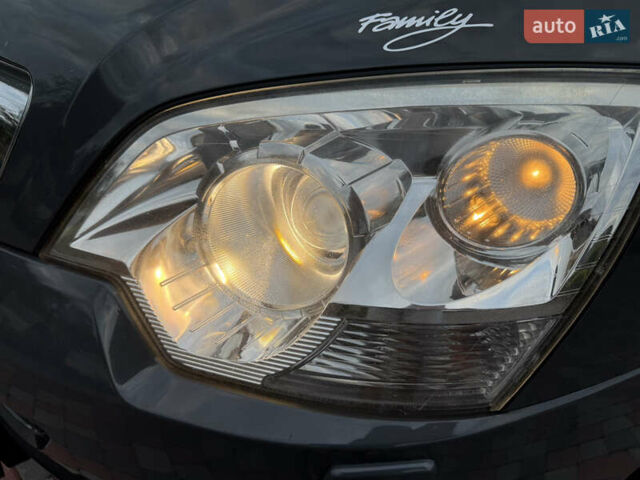 Сірий Опель Антара, об'ємом двигуна 2.2 л та пробігом 199 тис. км за 6999 $, фото 24 на Automoto.ua