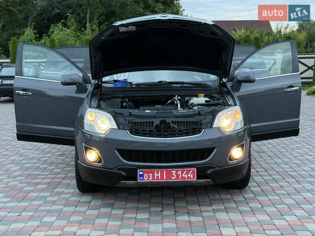 Сірий Опель Антара, об'ємом двигуна 2.2 л та пробігом 199 тис. км за 6999 $, фото 109 на Automoto.ua