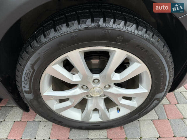 Сірий Опель Антара, об'ємом двигуна 2.2 л та пробігом 199 тис. км за 6999 $, фото 29 на Automoto.ua