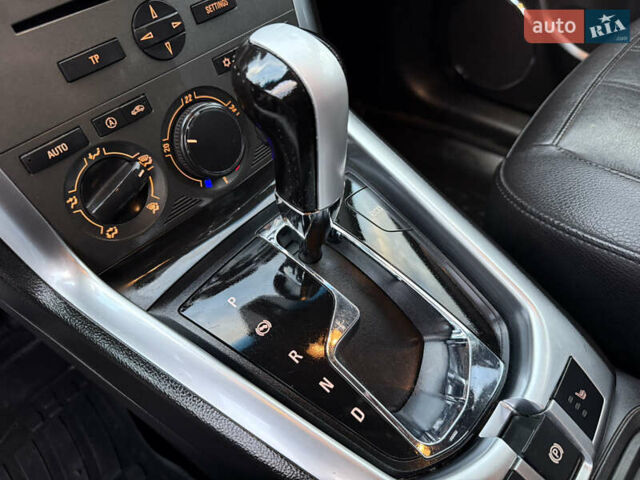 Сірий Опель Антара, об'ємом двигуна 2.2 л та пробігом 199 тис. км за 6999 $, фото 78 на Automoto.ua