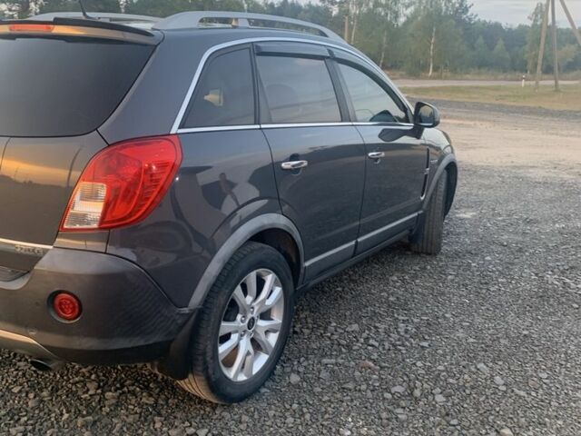 Сірий Опель Антара, об'ємом двигуна 2.2 л та пробігом 165 тис. км за 9950 $, фото 1 на Automoto.ua