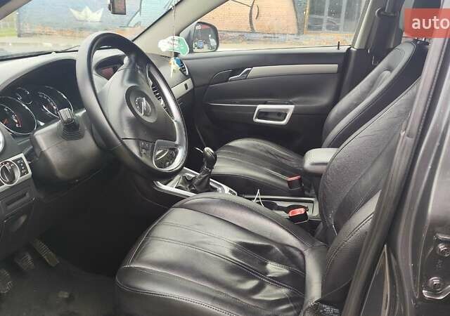 Серый Опель Антара, объемом двигателя 2.2 л и пробегом 187 тыс. км за 11650 $, фото 18 на Automoto.ua