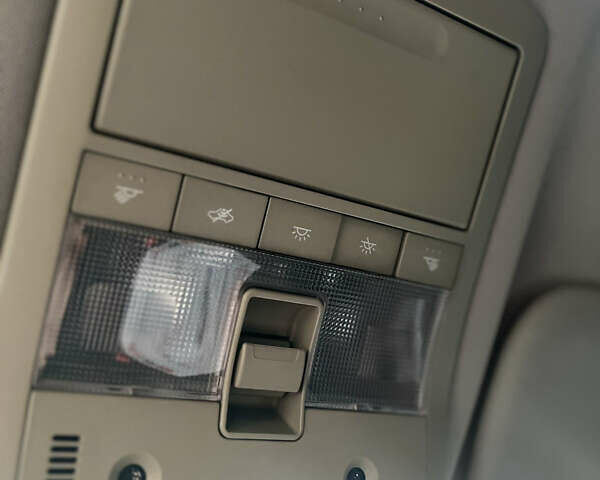 Сірий Опель Антара, об'ємом двигуна 2.23 л та пробігом 240 тис. км за 11800 $, фото 33 на Automoto.ua