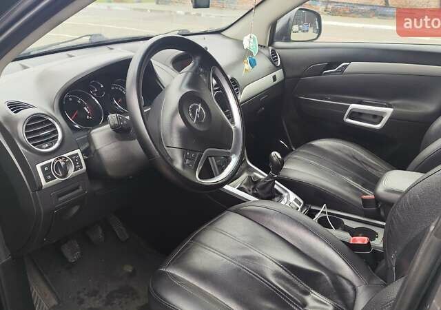 Серый Опель Антара, объемом двигателя 2.2 л и пробегом 187 тыс. км за 11650 $, фото 21 на Automoto.ua