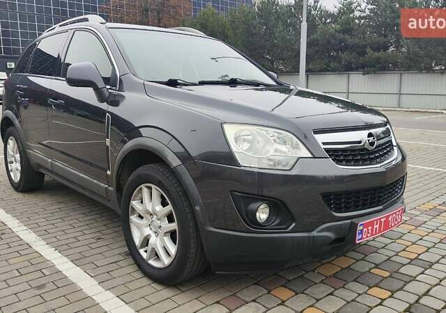 Серый Опель Антара, объемом двигателя 2.2 л и пробегом 187 тыс. км за 11650 $, фото 6 на Automoto.ua