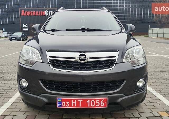 Серый Опель Антара, объемом двигателя 2.2 л и пробегом 187 тыс. км за 11650 $, фото 1 на Automoto.ua