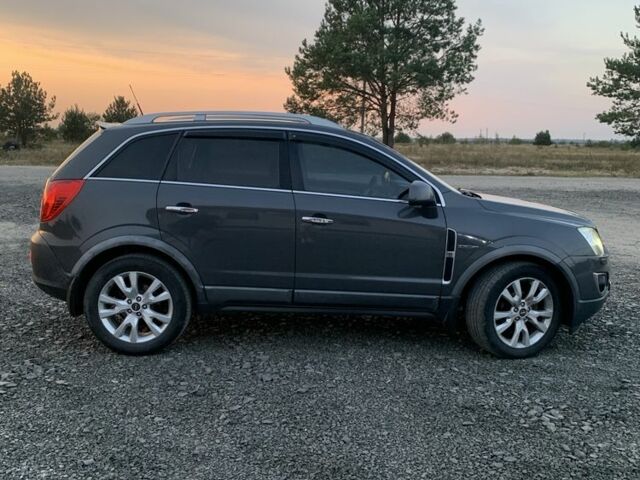 Сірий Опель Антара, об'ємом двигуна 2.2 л та пробігом 165 тис. км за 9950 $, фото 13 на Automoto.ua