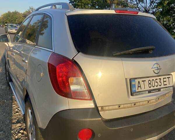 Серый Опель Антара, объемом двигателя 2.23 л и пробегом 245 тыс. км за 6500 $, фото 9 на Automoto.ua