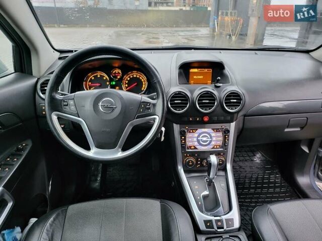 Серый Опель Антара, объемом двигателя 2.23 л и пробегом 212 тыс. км за 10900 $, фото 15 на Automoto.ua