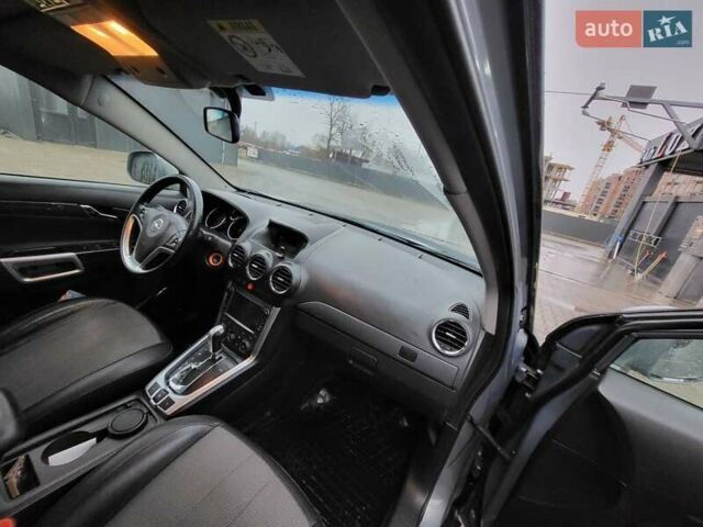 Серый Опель Антара, объемом двигателя 2.23 л и пробегом 212 тыс. км за 10900 $, фото 11 на Automoto.ua