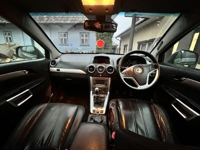 Сірий Опель Антара, об'ємом двигуна 2.2 л та пробігом 200 тис. км за 2800 $, фото 3 на Automoto.ua