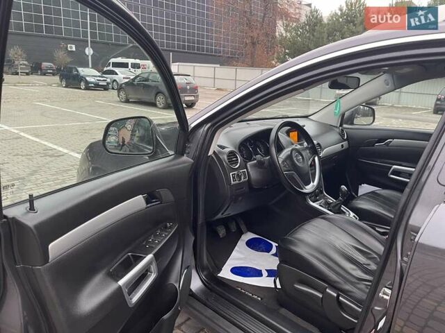 Сірий Опель Антара, об'ємом двигуна 2.2 л та пробігом 208 тис. км за 11450 $, фото 44 на Automoto.ua