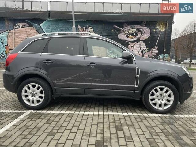 Серый Опель Антара, объемом двигателя 2.2 л и пробегом 208 тыс. км за 10850 $, фото 47 на Automoto.ua