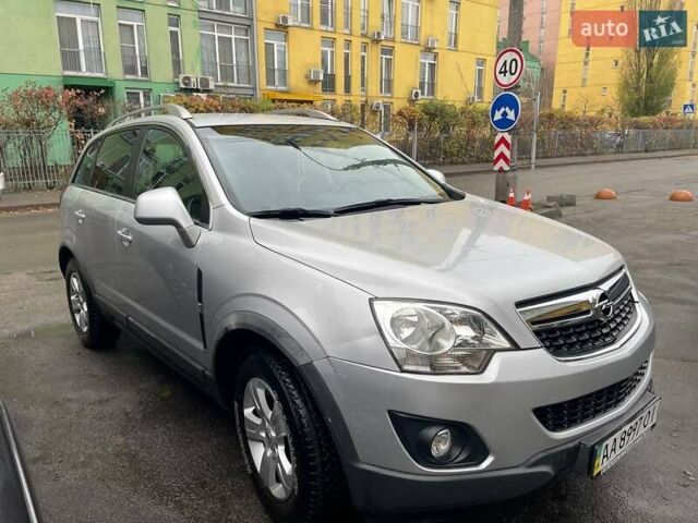 Серый Опель Антара, объемом двигателя 2.4 л и пробегом 153 тыс. км за 12000 $, фото 13 на Automoto.ua