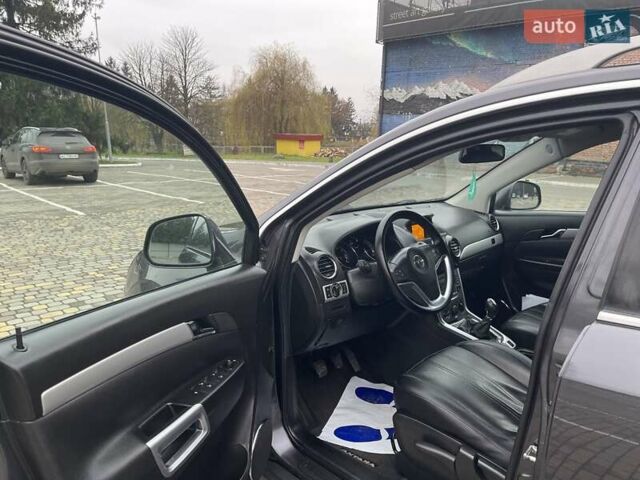 Сірий Опель Антара, об'ємом двигуна 2.2 л та пробігом 208 тис. км за 11450 $, фото 25 на Automoto.ua