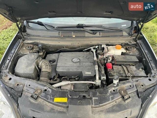 Сірий Опель Антара, об'ємом двигуна 2.2 л та пробігом 137 тис. км за 11300 $, фото 13 на Automoto.ua