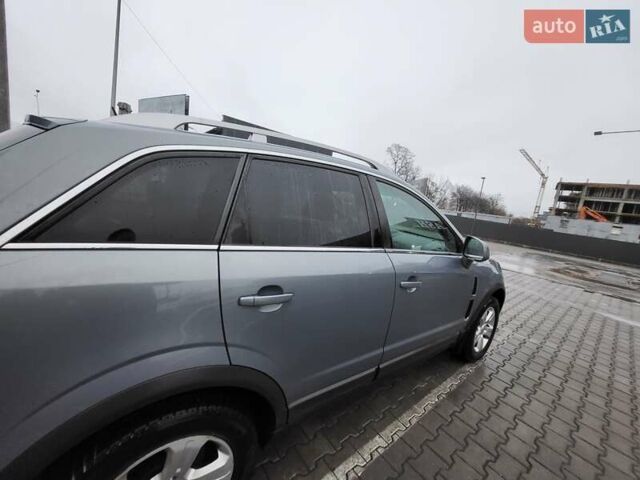 Серый Опель Антара, объемом двигателя 2.23 л и пробегом 212 тыс. км за 10900 $, фото 9 на Automoto.ua